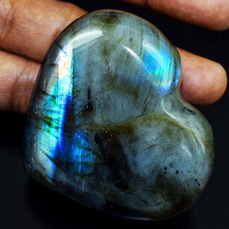 gemsmore:Exclusive Blue Flash Labradorite Hand Carved Heart Cabochon