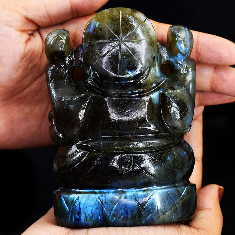 gemsmore:Exclusive Blue Flash Labradorite Hand Carved Lord Ganesha