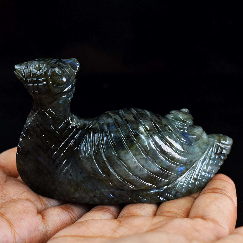 gemsmore:Exclusive  Blue Flash Labradorite Hand Carved Snail