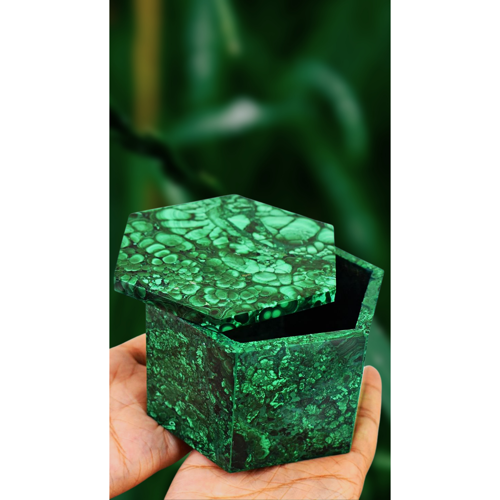 gemsmore:Exclusive Congo Malachite Hand Carved Genuine Crystal Gemstone Carving Hexagon Box