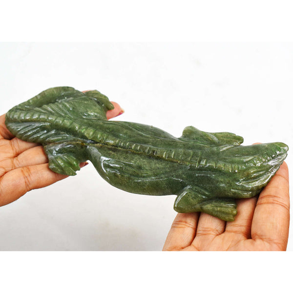 gemsmore:Exclusive Green Aventurine  Hand Carved Genuine Crystal Gemstone Carving Aligator