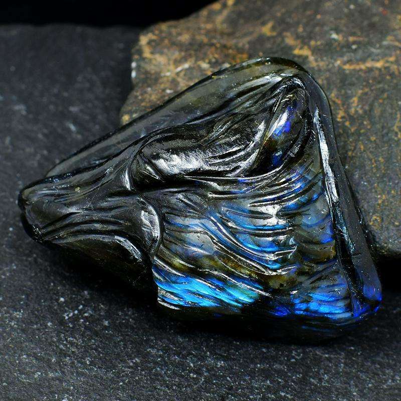 gemsmore:Exclusive Hand Carved Blue Flash Labradorite Wolf Head