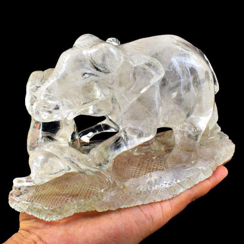 gemsmore:Exclusive Hand Carved White Quartz Lions Hunting Elephant Scene