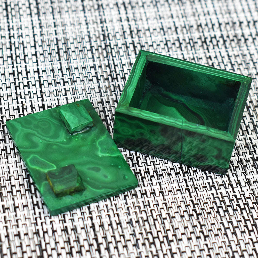 gemsmore:Exclusive Malachite Hand Carved Genuine Box