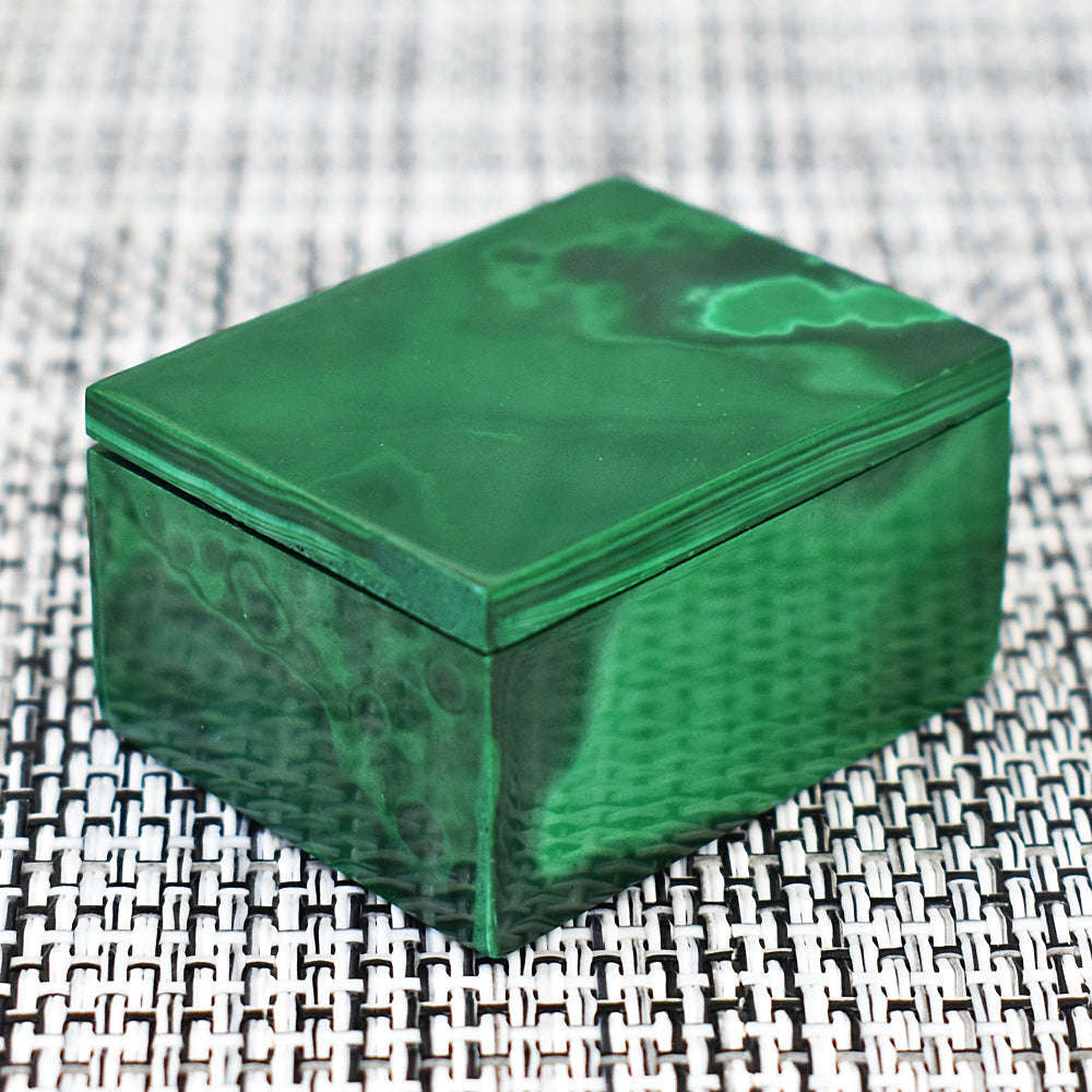 gemsmore:Exclusive Malachite Hand Carved Genuine Box