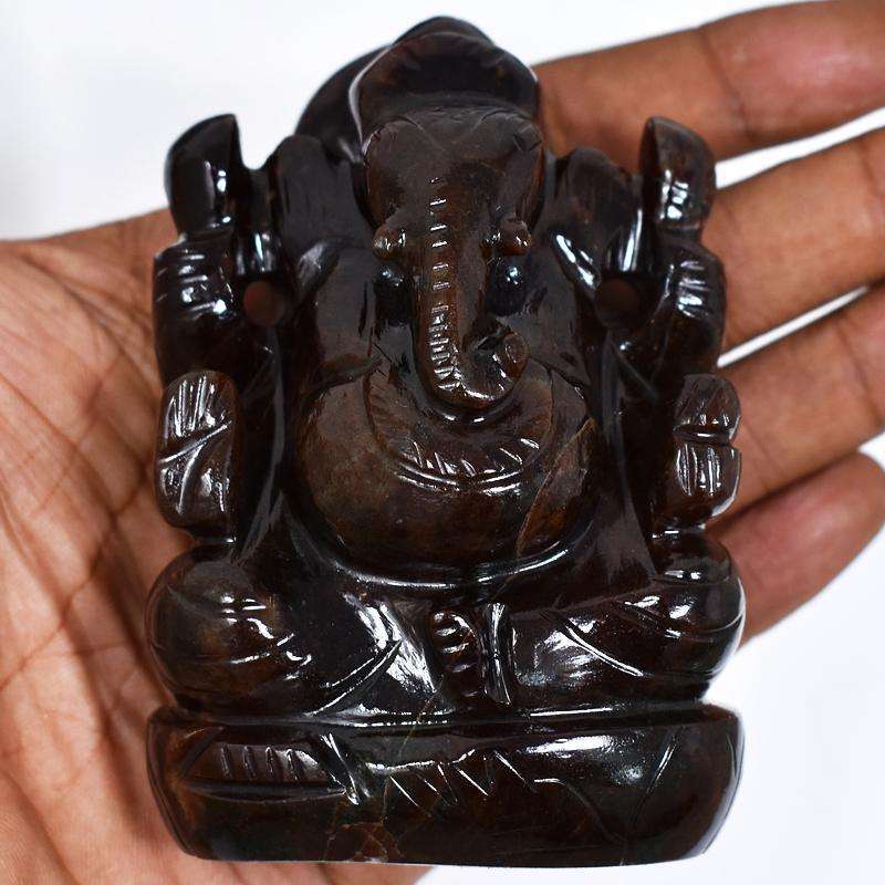 gemsmore:Exclusive Red Garnet Hand Carved Lord Ganesha Idol