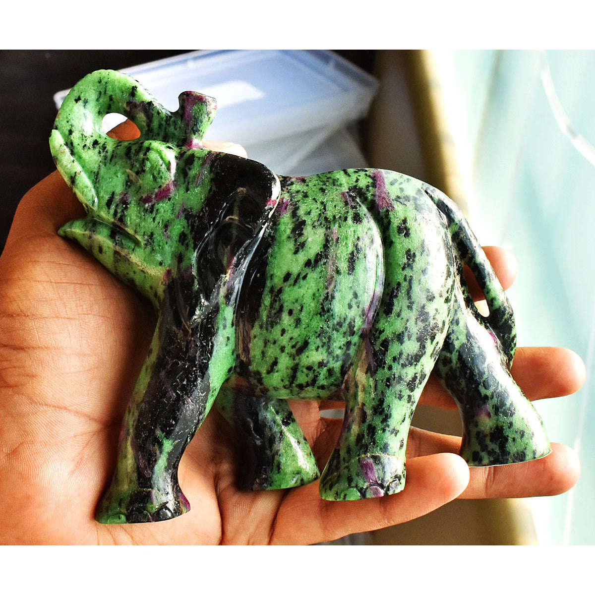 gemsmore:Exclusive Ruby Zoisite Hand Carved Genuine Crystal Gemstone Carving Elephant