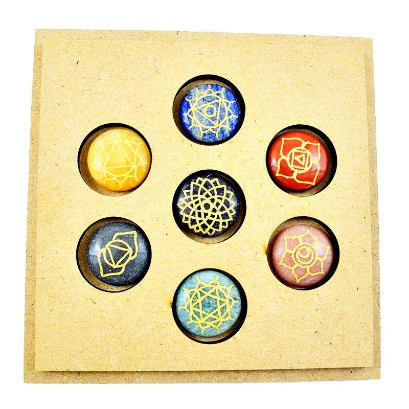 gemsmore:Exclusive Seven Chakra Carved Gemstone In Wooden Box