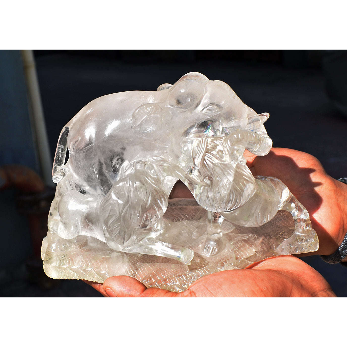 gemsmore:Exclusive White Quartz Hand Carved Genuine Crystal Twin Hunters Elephant