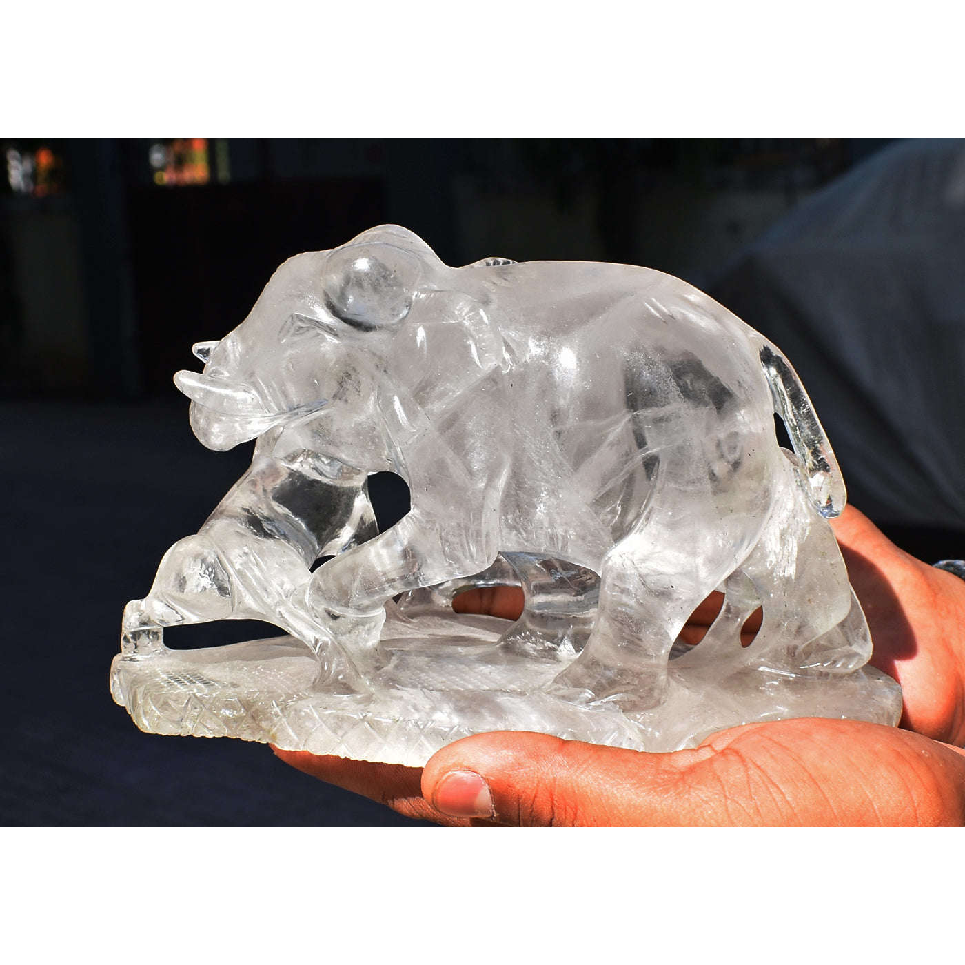 gemsmore:Exclusive White Quartz Hand Carved Genuine Crystal Twin Hunters Elephant