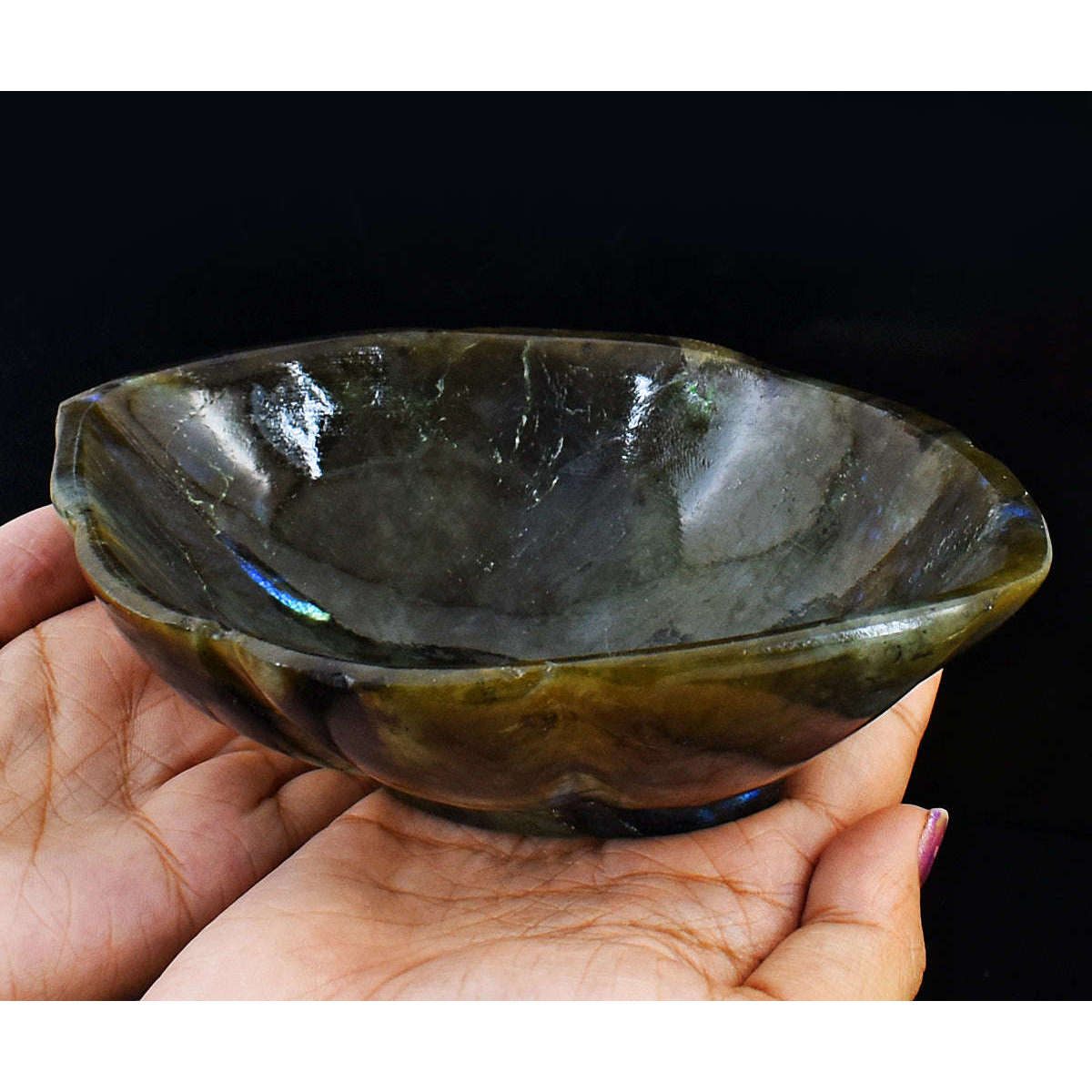 gemsmore:Genuine Blue Flash Labradorite Hand Carved Crystal Gemstone  Carving Bowl