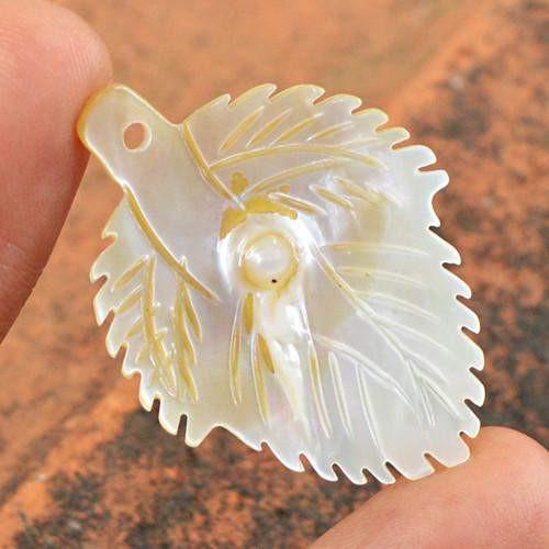 gemsmore:Genuine Drilled Leaf Carved Mother Pearl Shell