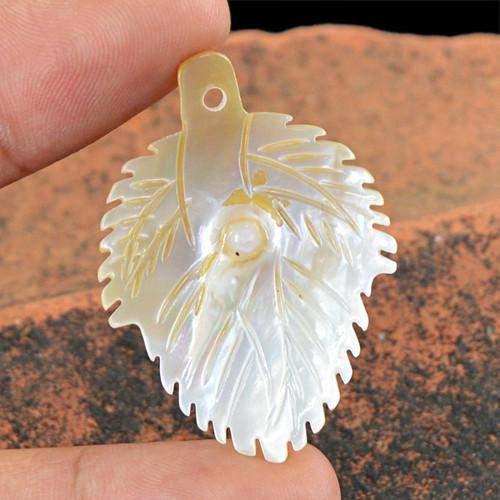 gemsmore:Genuine Drilled Leaf Carved Mother Pearl Shell