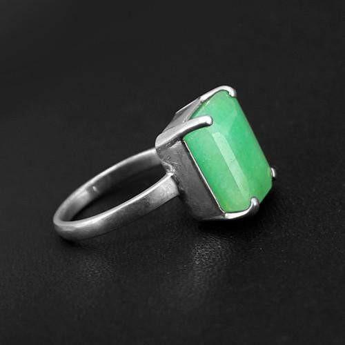 gemsmore:Genuine Green Emerald .925 Silver Ring