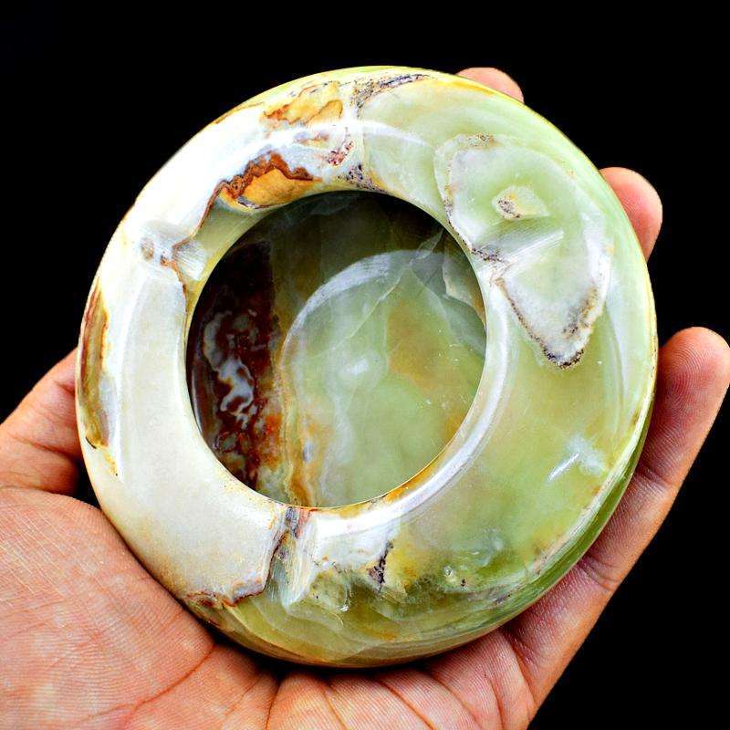 gemsmore:Genuine Green Onyx Carved Ashtray