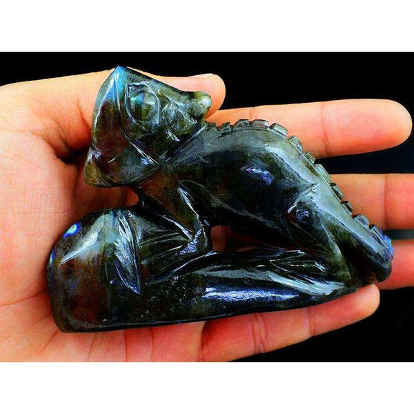 gemsmore:Genuine Labradorite Hand Carved Chameleon Gemstone