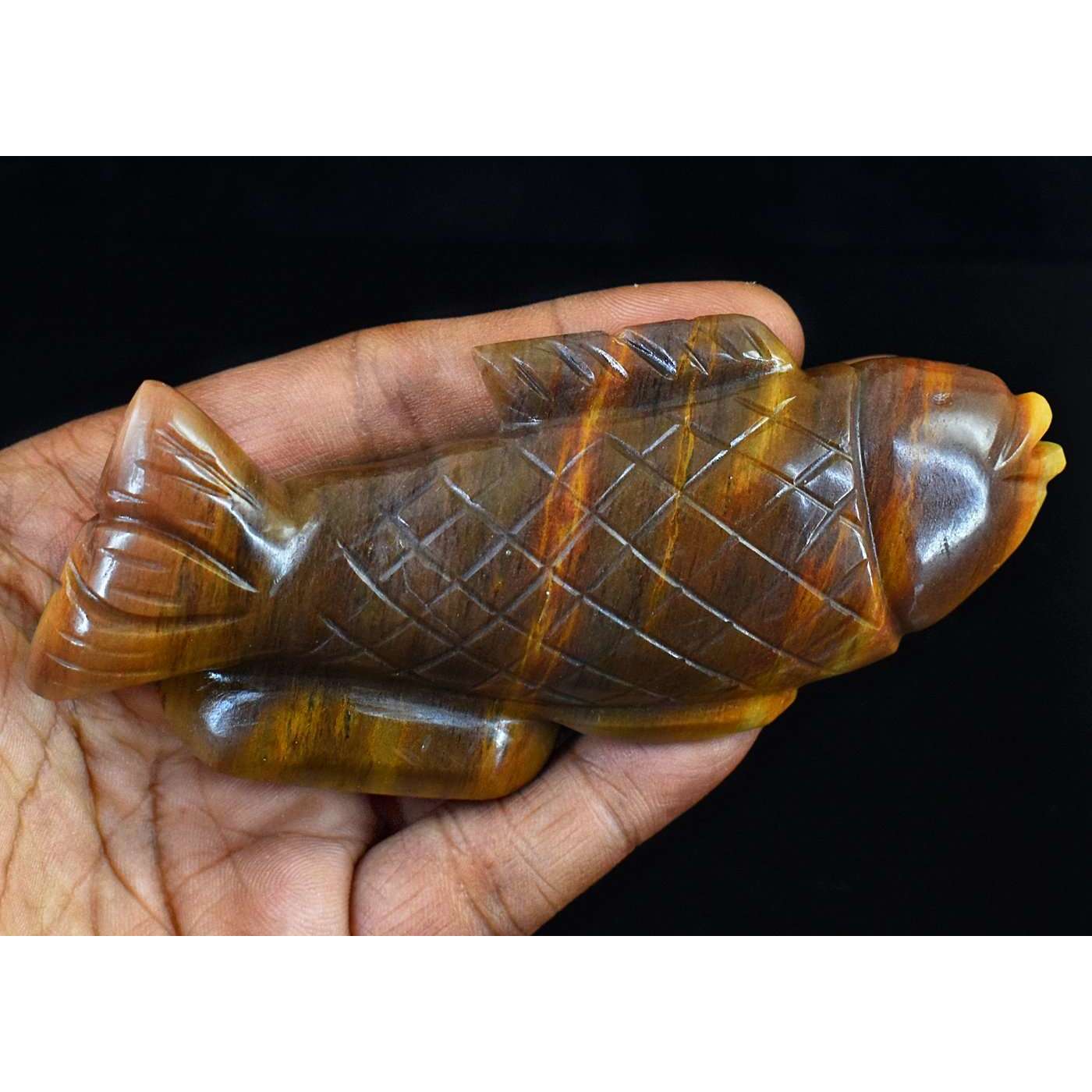 gemsmore:Genuine Tiger Eye Hand Carved Fish