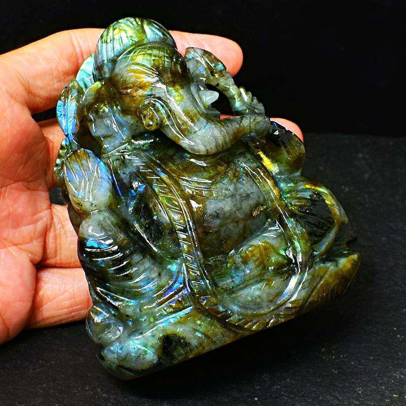 gemsmore:Golden & Blue Flash Labradorite Carved Lord Ganesha Idol