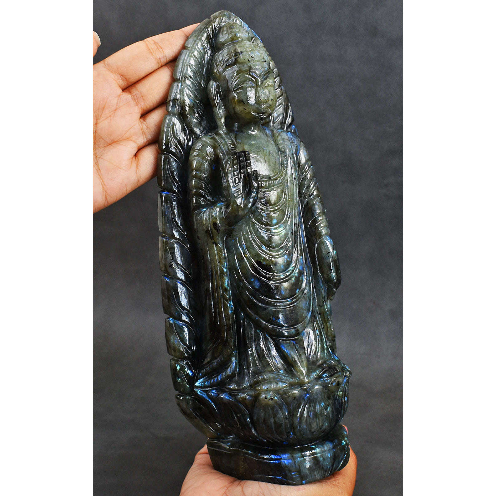gemsmore:Gorgeous Blue Flash Labradorite Hand Carved Lord Buddha Statue Carving