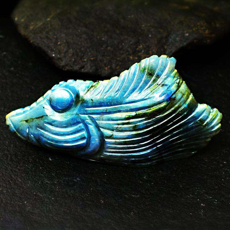 gemsmore:Green & Blue Flash Labradorite Hand Carved Fish