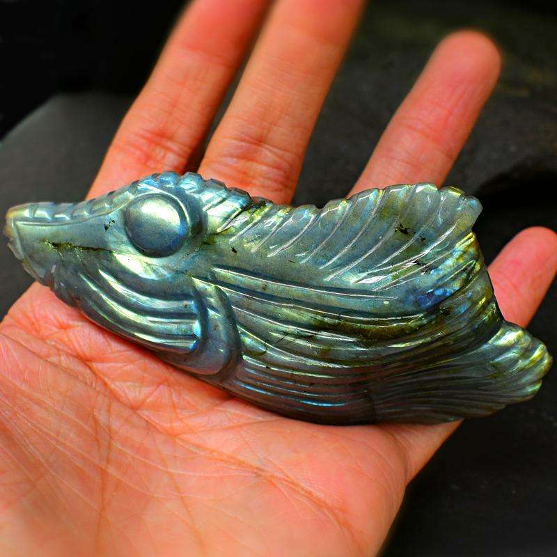 gemsmore:Green & Blue Flash Labradorite Hand Carved Fish