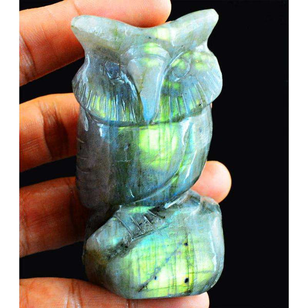 gemsmore:Green Flash Labardorite Hand Carved Gemstone Owl