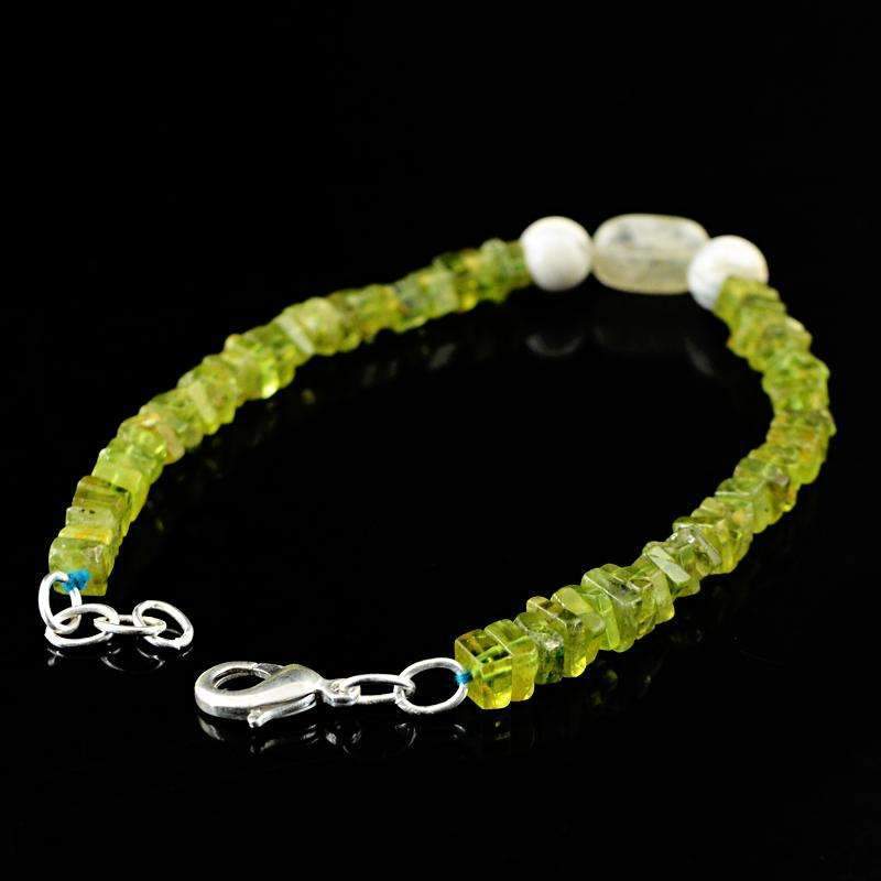 gemsmore:Green Peridot & Howlite Bracelet Natural Round Shape Beads