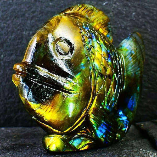 gemsmore:Hand Carved Amazing Flash Labradorite Carved Fish