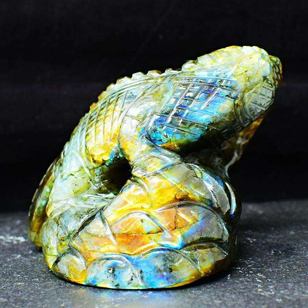 gemsmore:Hand Carved Amazing Flash Labradorite Chameleon On Rock