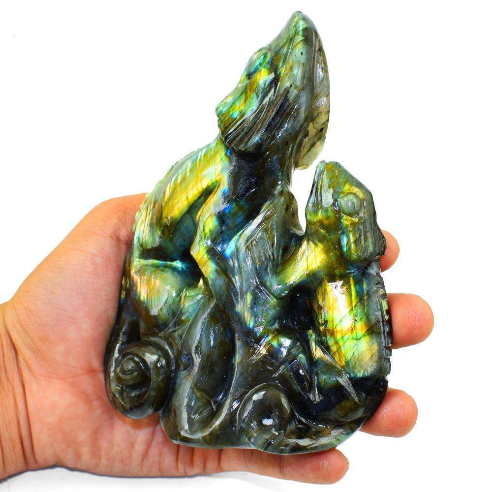 gemsmore:Hand Carved Golden & Blue Flash Labradorite Lizard And Its Baby