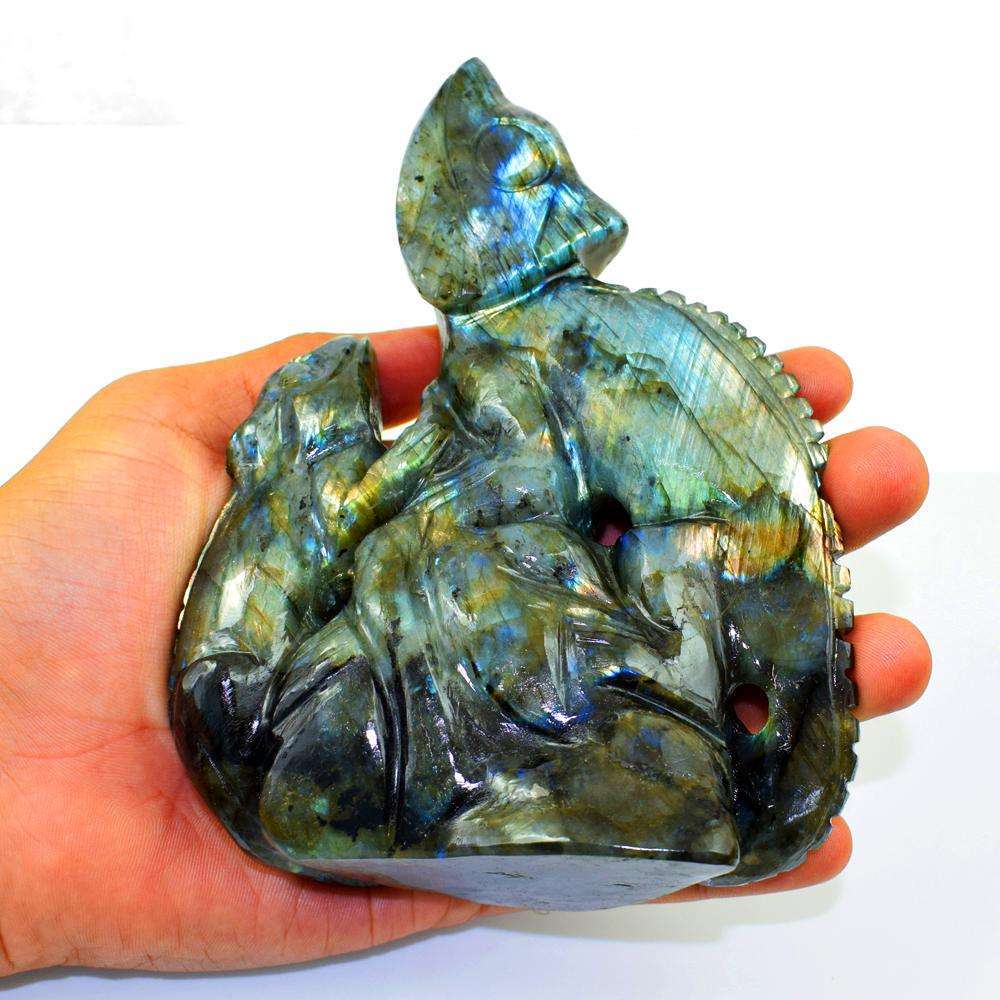 gemsmore:Hand Carved Golden & Blue Flash Labradorite Lizard And Its Baby