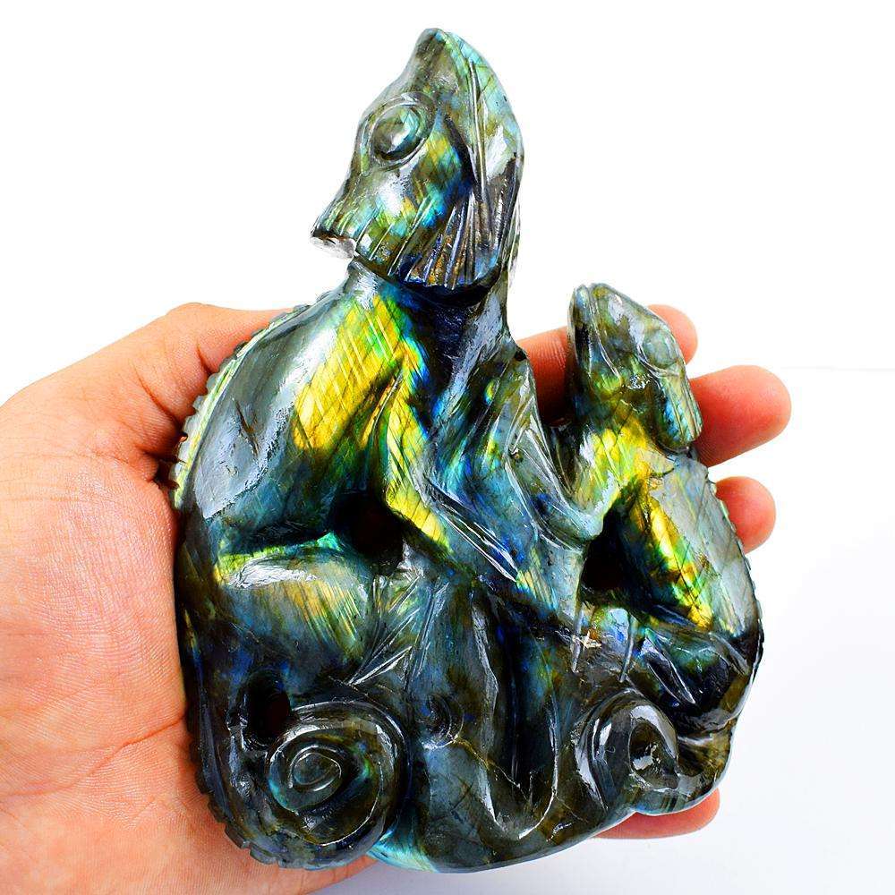 gemsmore:Hand Carved Golden & Blue Flash Labradorite Lizard And Its Baby