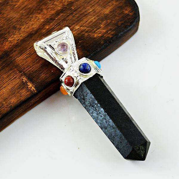 gemsmore:Natural Amazing Black Spinel Seven Chakra Healing Point Pendant