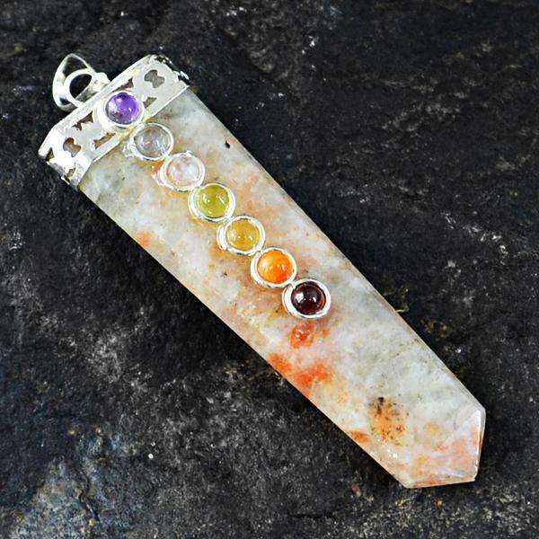 gemsmore:Natural Amazing Sunstone Seven Chakra Healing Wand Pendant