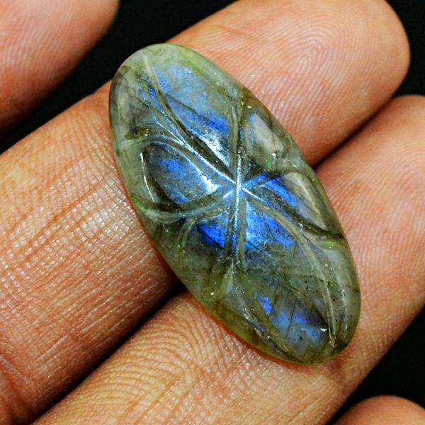 gemsmore:Natural Blue Flash Labradorite Flower Carved Oval Shape Loose Gemstone