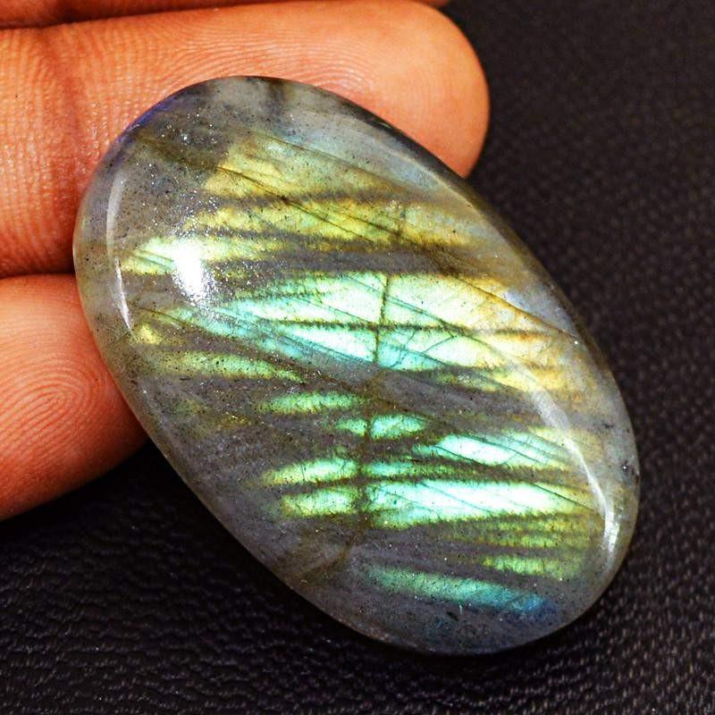 gemsmore:Natural Blue Flash Oval Shape Labradorite Gemstone