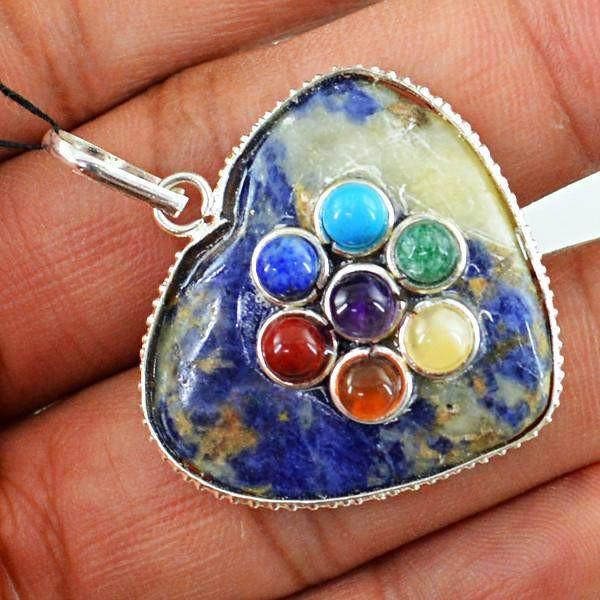 gemsmore:Natural Blue Sodalite Seven Chakra Heart Shape Healing Pendant