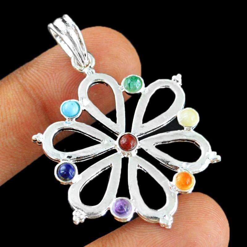 gemsmore:Natural Designer Flower Seven Chakra Healing Pendant