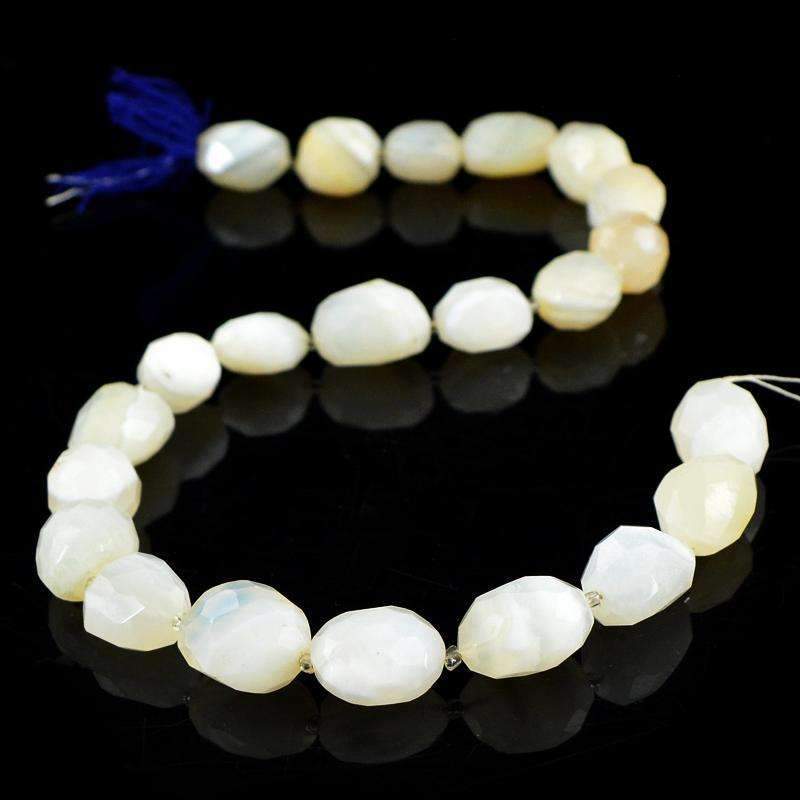 gemsmore:Natural Faceted White Agate Drilled Beads Strand