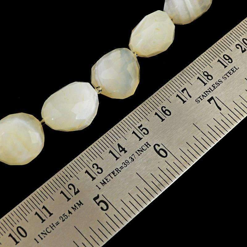 gemsmore:Natural Faceted White Agate Drilled Beads Strand