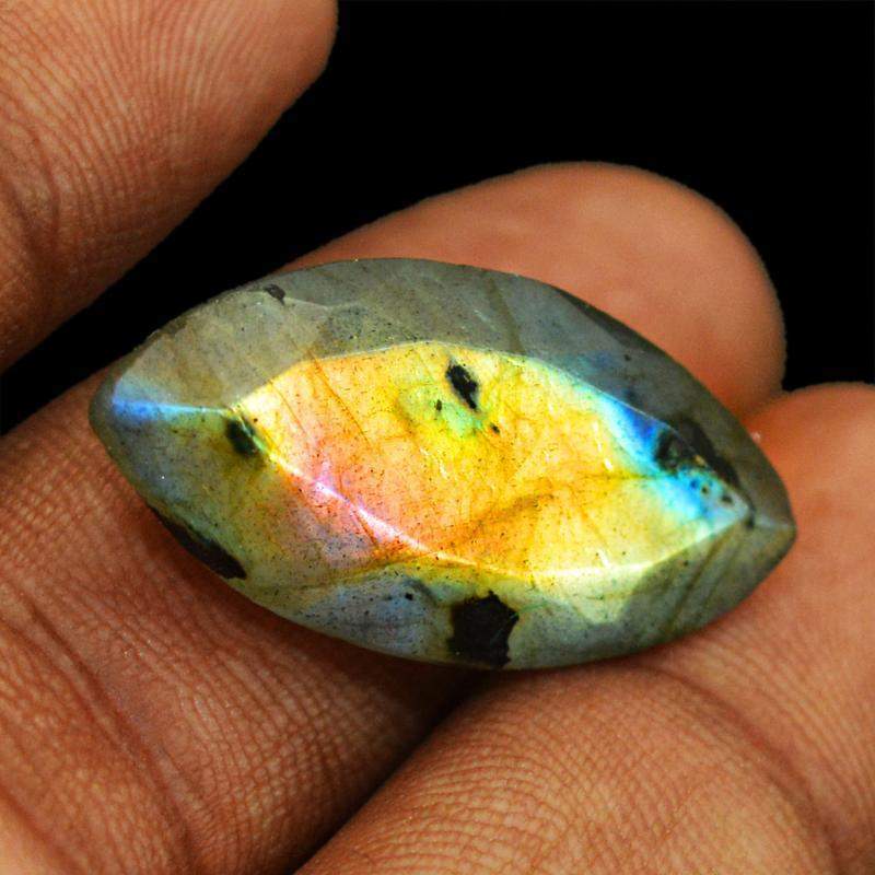 gemsmore:Natural Golden & Blue Flash Labradorite Checkered Cut Gemstone