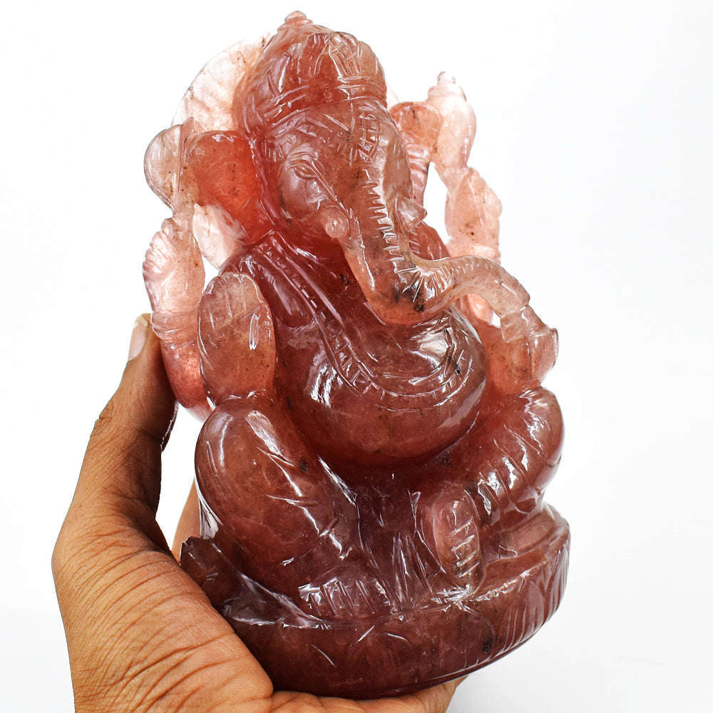 gemsmore:Natural Strawberry Quartz Hand Carved Lord Ganesha