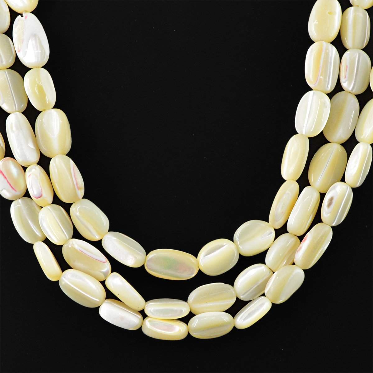 gemsmore:Natural Untreated Mother Pearl Necklace 3 Line Oval Shape Beads