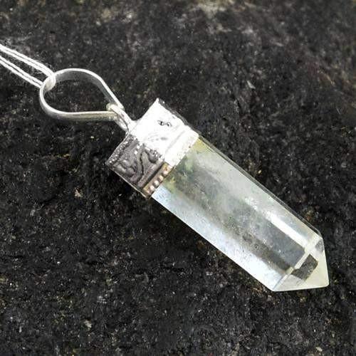 gemsmore:Natural White Quartz Healing Point Pendant