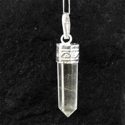 gemsmore:Natural White Quartz Healing Point Pendant