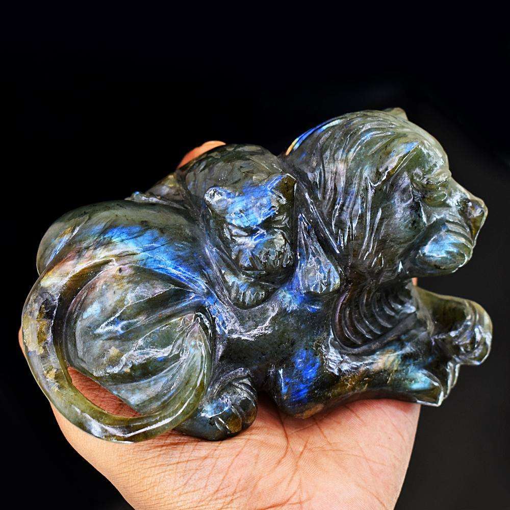 gemsmore:Stunning Blue Flash Labradorite Hand Carved Lion & Calf