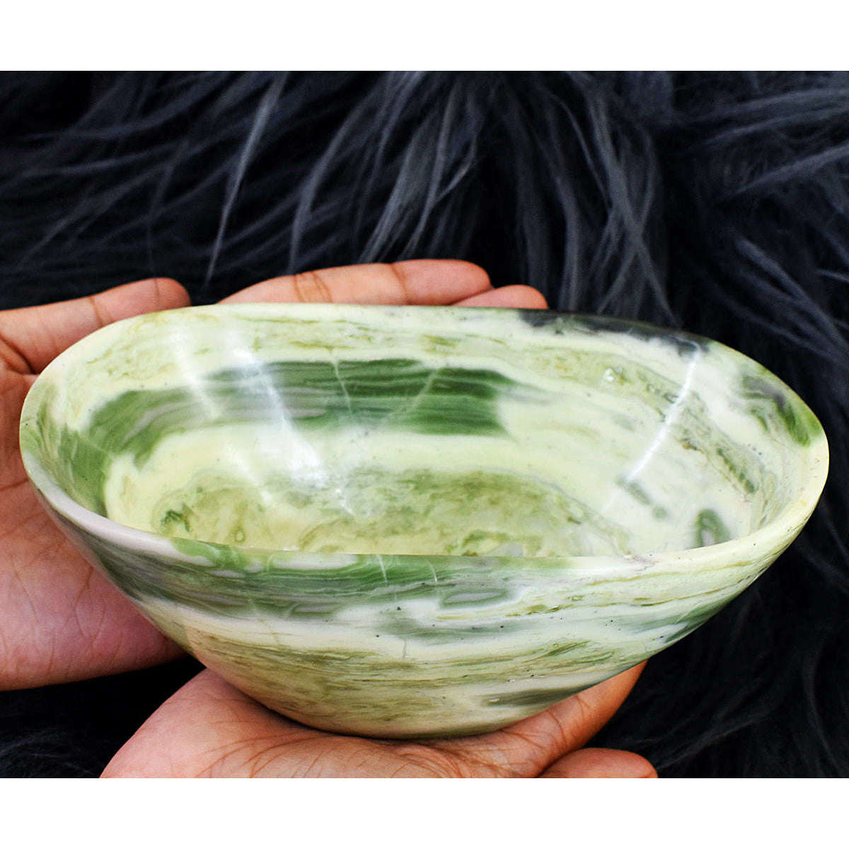 gemsmore:Stunning Serpentine Hand Carved Genuine Crystal Gemstone Carving Bowl