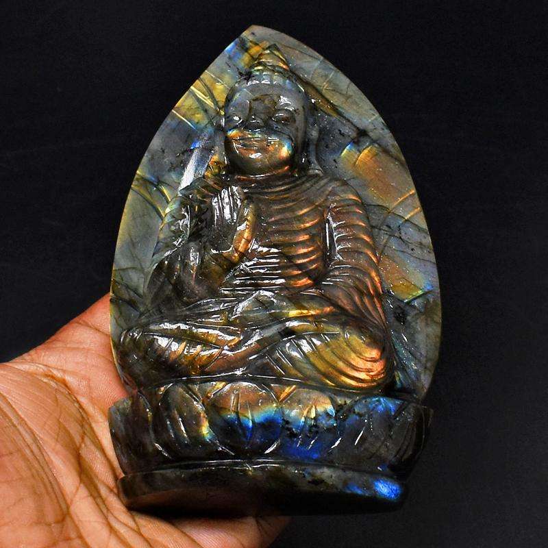 gemsmore:Top Orange Green Flash Labradorite - 3D Style Hand Carved Buddha