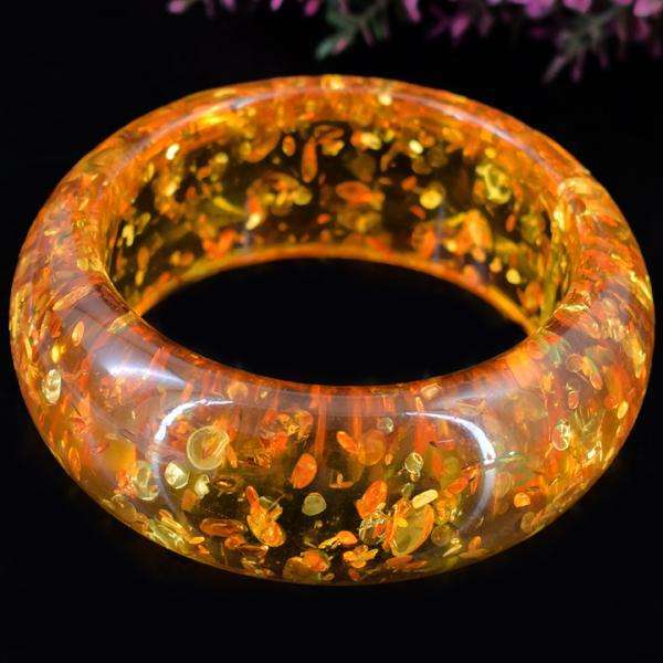 gemsmore:Women Jewellery Synthetic Amber Carved Bangle