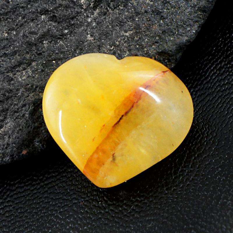 gemsmore:Yellow Aventurine Gemstone Natural Carved Heart Shape